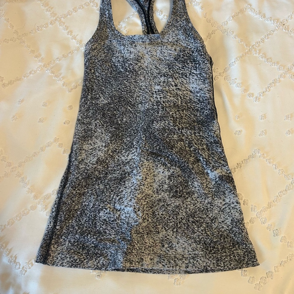 lululemon black and white racer back tank